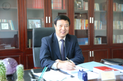 发展体育运动 增强人民体质：访内蒙古自治区体育局局长谭景峰